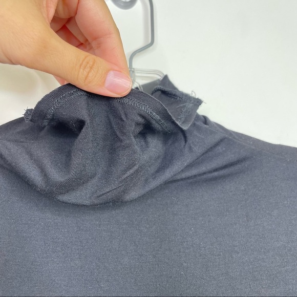 Heather by Bordeaux Long Sleeve Mock Neck Tee, Large - Picture 7 of 8